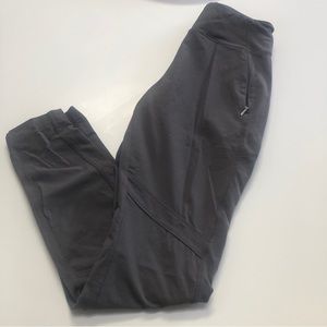 Athletes women’s pants Sz 6